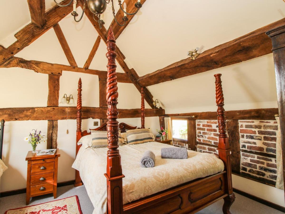 The Olde Cow House Villa Hughley Eksteriør bilde